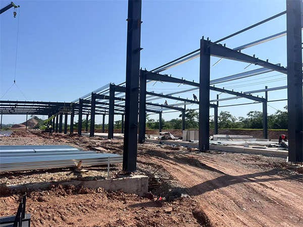 鋼結構廠(chǎng)房 鋼結構廠(chǎng)房